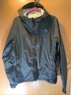 The North Face Men's DryVent Forest Green Hooded Rain Jacket - Size M